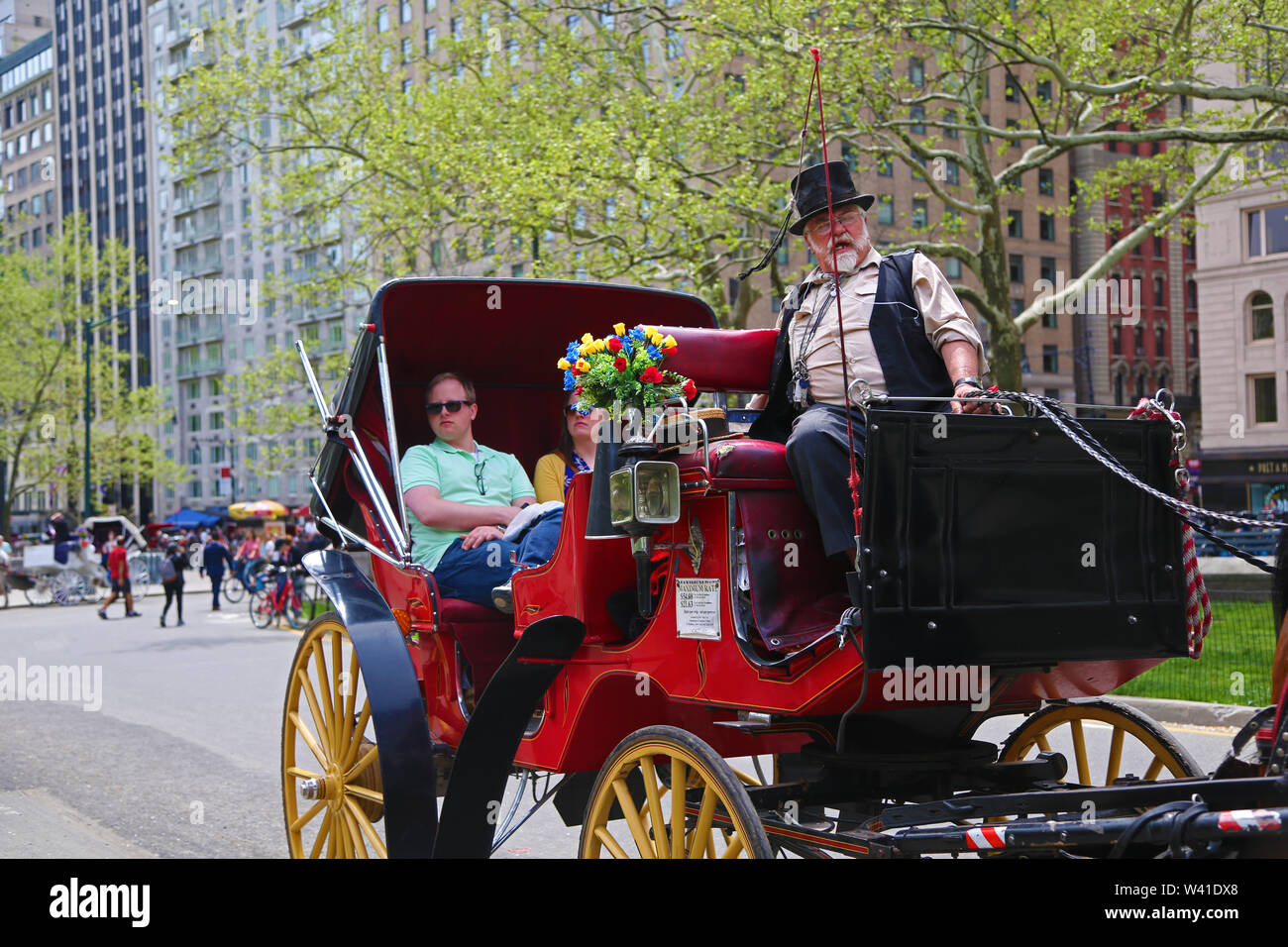 Horse Drawn Coach Carriage High Resolution Stock Photography and Images ...