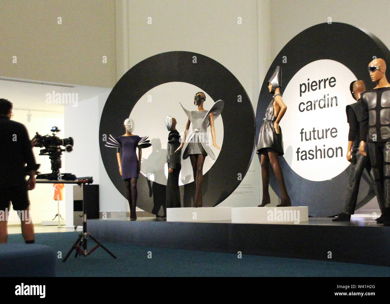 Brooklyn Museum: Pierre Cardin: Future Fashion