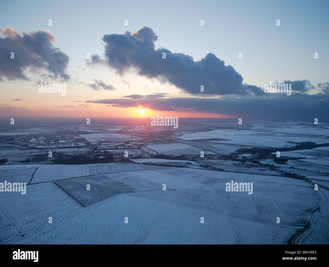Aircraft approach aerial view hi-res stock photography and images - Alamy