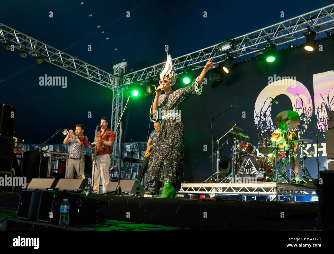 Dawn Joseph performing with MF Robots on Stage 2, to opening up the music for Day 1, of the OnBlackheath Music Festival 2019 Stock Photo