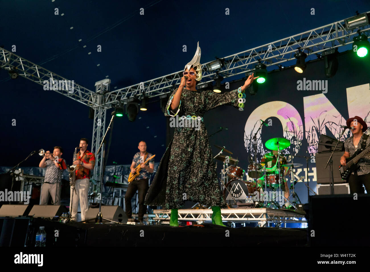 Dawn Joseph performing with MF Robots on Stage 2, to opening up the music for Day 1, of the OnBlackheath Music Festival 2019 Stock Photo