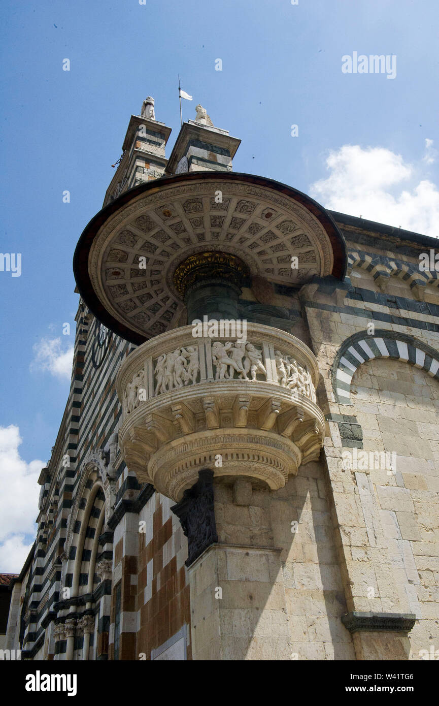 Pulpit at the outside hires stock photography and images Alamy