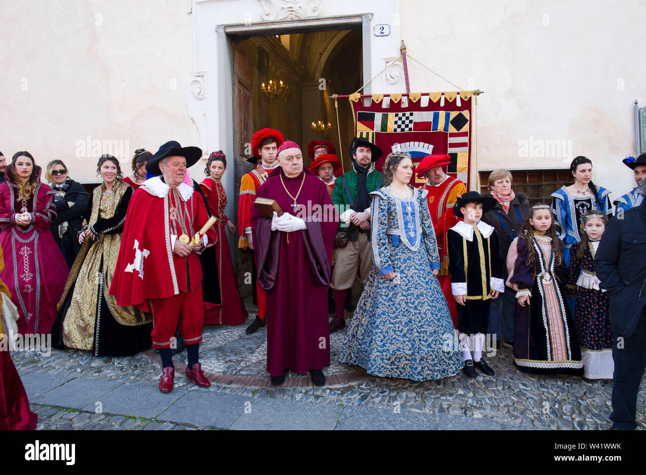 Italy, Liguria, Imperia, Arma di Taggia, historical reenactment 500 figures in costume of the era parade through the historic center. Stock Photo