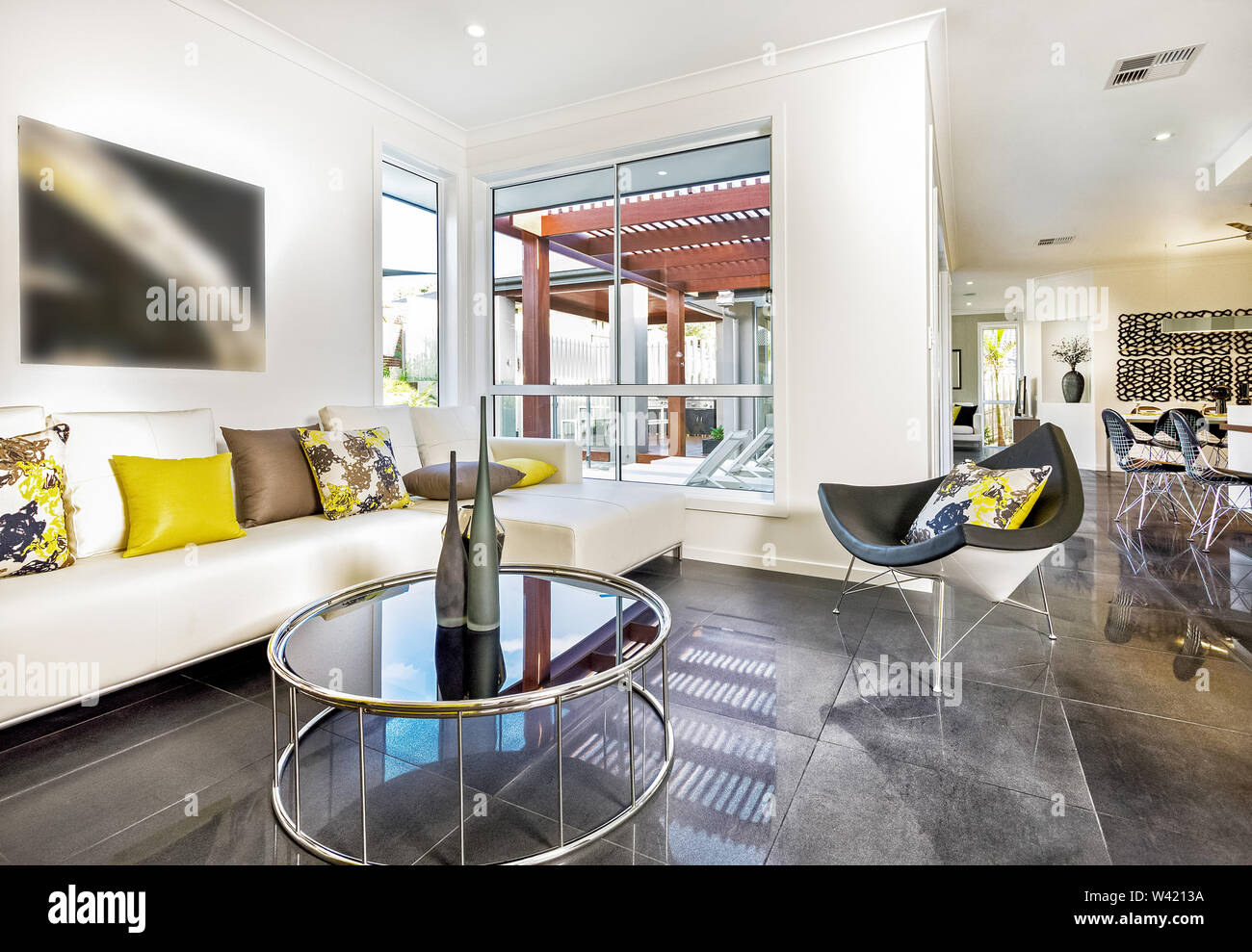 An eye-catching drawing room Stock Photo - Alamy