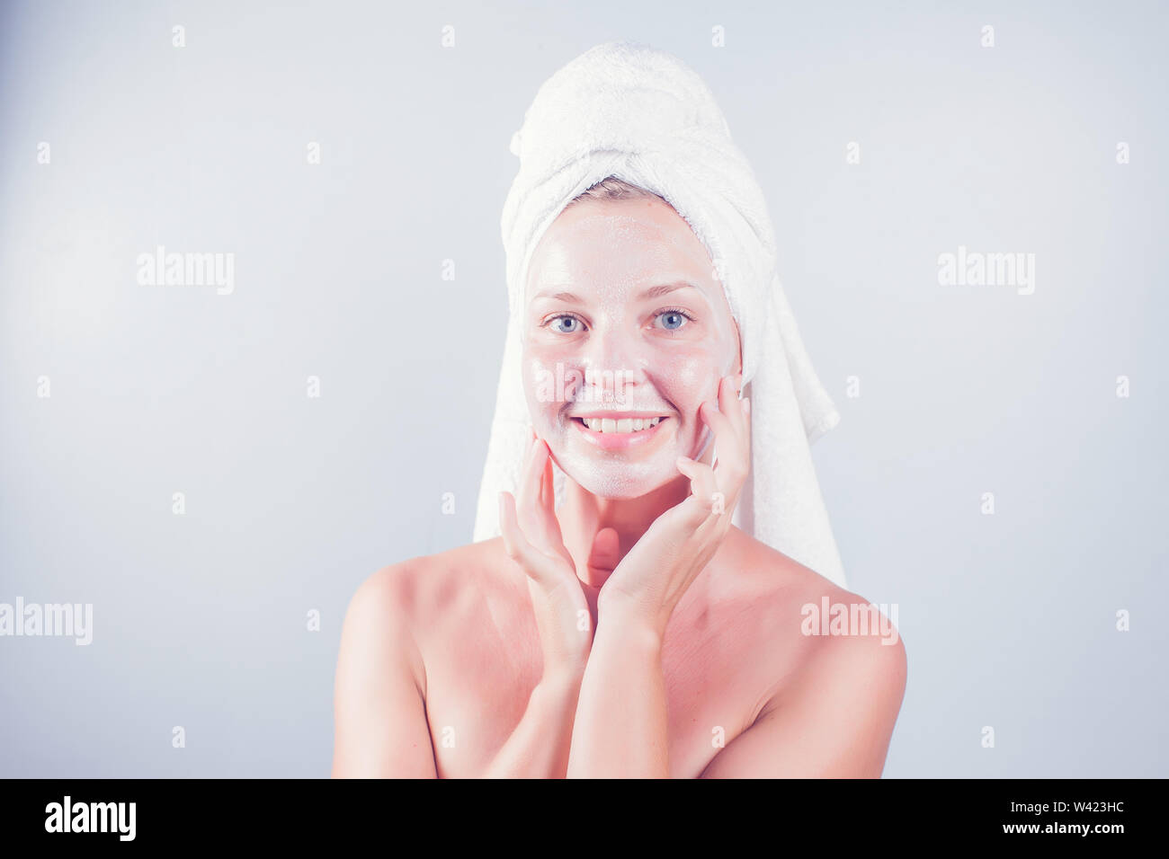 Beautiful Young Woman with Clean Fresh Skin look away .Girl beauty face ...