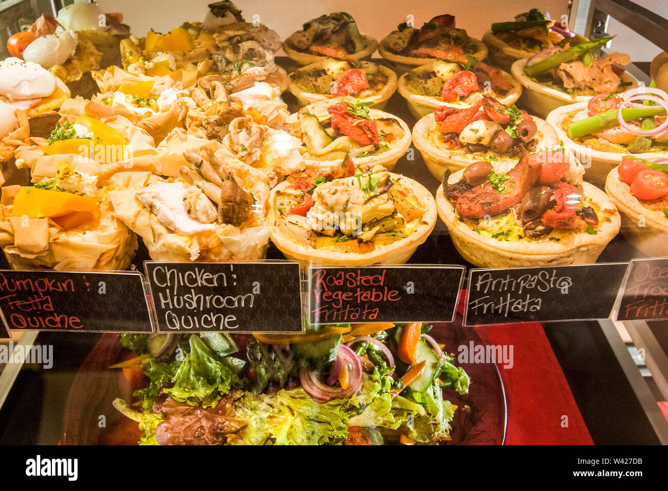 Mushroom with checken and tomatoes, hot food including meat and ...