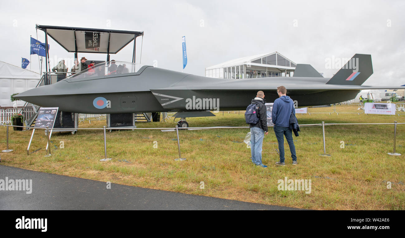 RAF Fairford, Glos, UK. 19th July 2019. Day 1 of The Royal International Air Tattoo (RIAT) with military aircraft from around the world assembling for the world’s greatest airshow which runs from 19-21 July. Image: Full size mock-up of the new 6th generation BaE Systems Tempest stealth fighter concept. Credit: Malcolm Park/Alamy Live News. Stock Photo