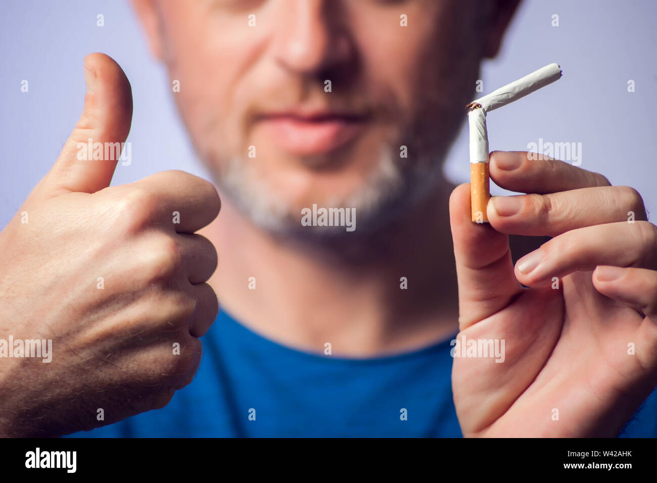 smoking four cigarettes a day On average, every cigarette smoked can shorten your life by about 11 minutes, based on long-term studies comparing smokers and non-smokers. 🚫🚬 The figure reflects the cumulative damage smoking causes to the smoking four cigarettes a day On average, every cigarette smoked can shorten your life by about 11 minutes, based on long-term studies comparing smokers and non-smokers. 🚫🚬 The figure reflects the cumulative damage smoking causes to the