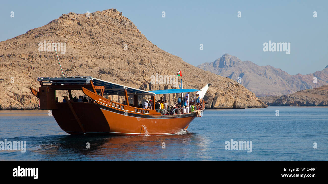 Península de musandam hi-res stock photography and images - Alamy