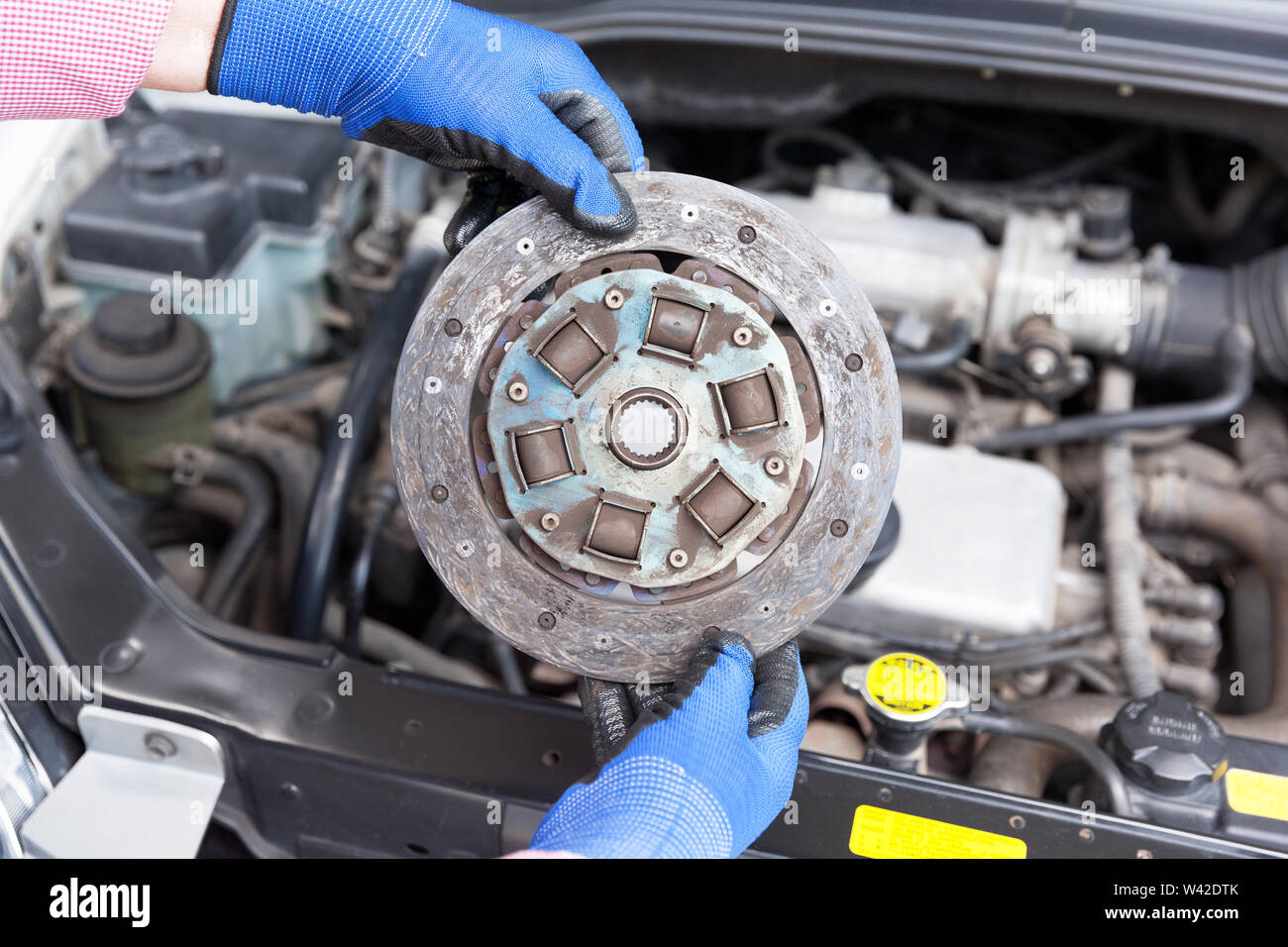 Clutch plate hires stock photography and images Alamy