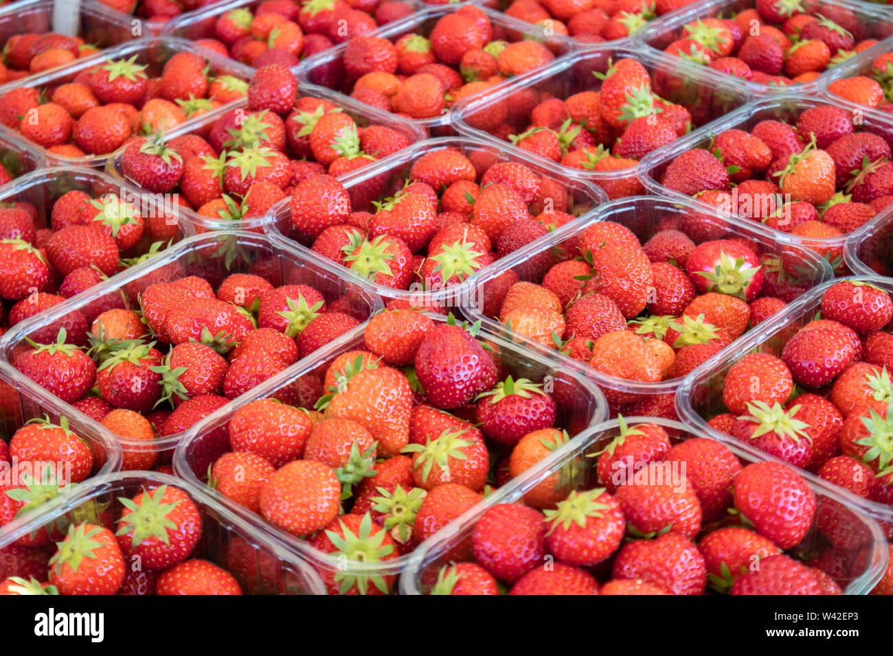 Boxes Strawberries High Resolution Stock Photography and Images - Alamy