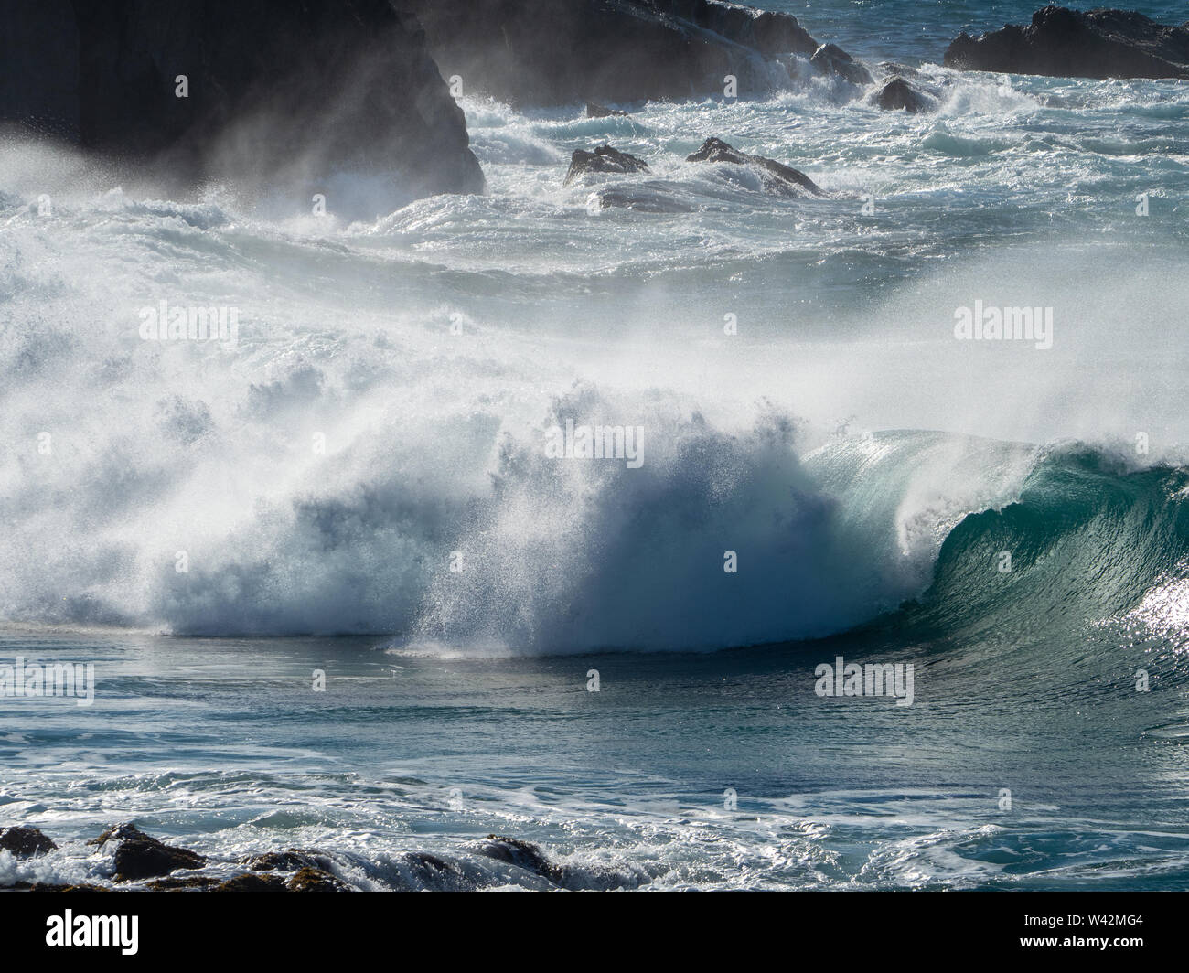 Spectacular Waves rolling in Stock Photo Alamy