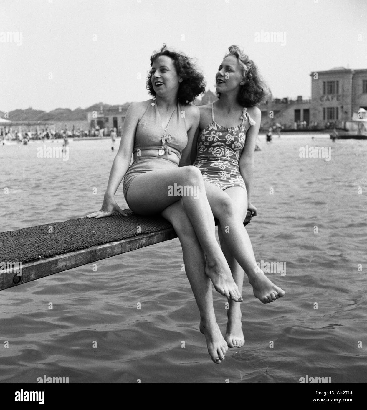 Holiday scenes in Weston-super-Mare, Somerset, England. 26th August 1949. Stock Photo