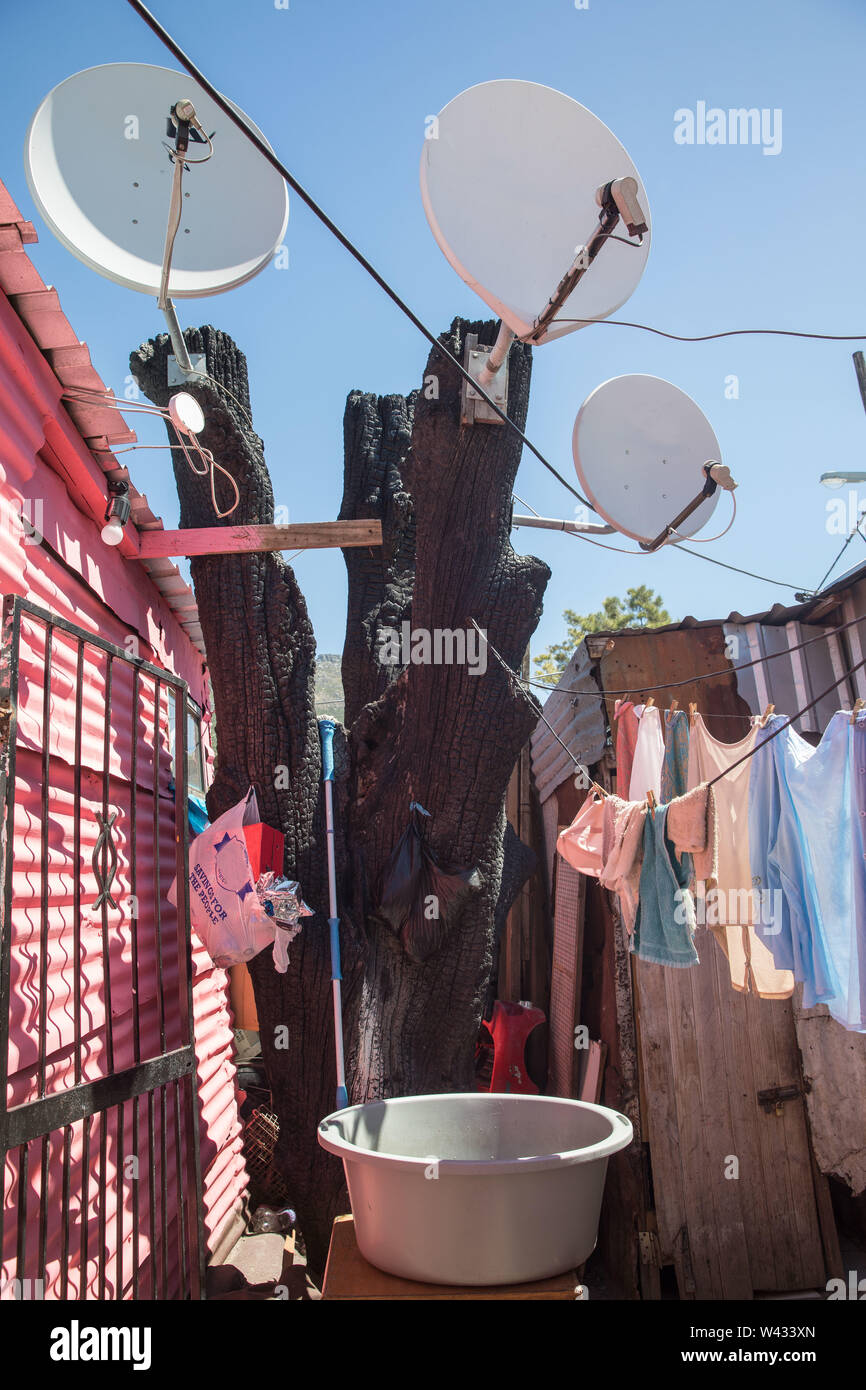 Imizamo Yethu informal settlement, Hout Bay, Cape Town, Western Cape, South Africa lacks infrastructure like adequate water supply, toilets, sewerage Stock Photo