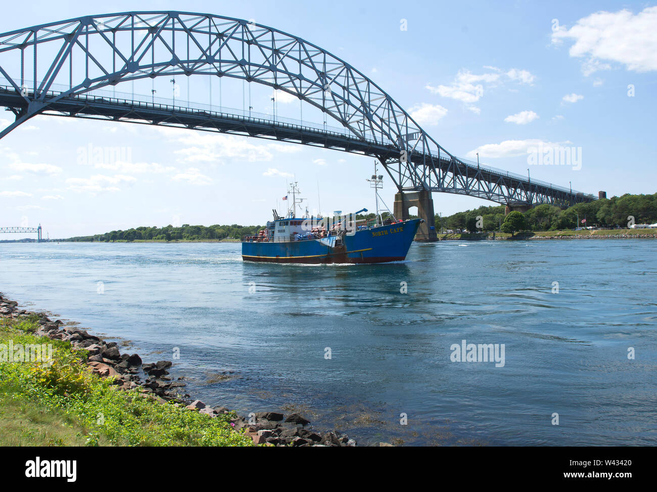 The Bourne bridge which carries traffic over the Cape Cod Canal in Bourne, Massachusetts, USA Stock Photo