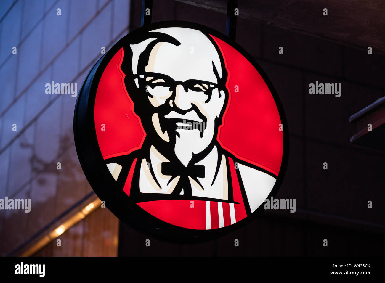 An American Fast Food Restaurant Chain Kentucky Fried Chicken Or Kfc Logo Seen In Shanghai Stock Photo Alamy