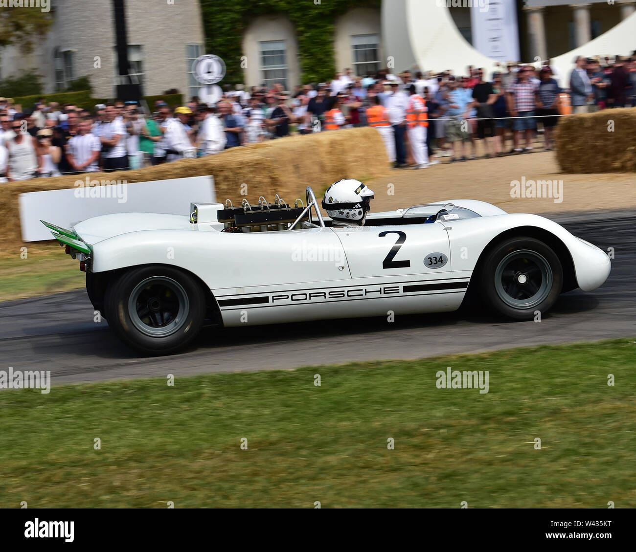 Richard Attwood, Derek Bell, Porsche 909 Bergspyder, Goodwood Festival ...