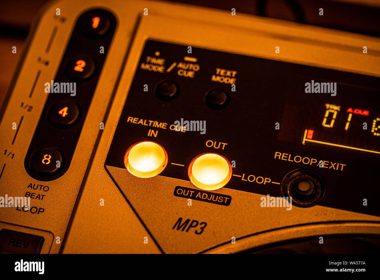 Pioneer electronic decks hires stock photography and images Alamy