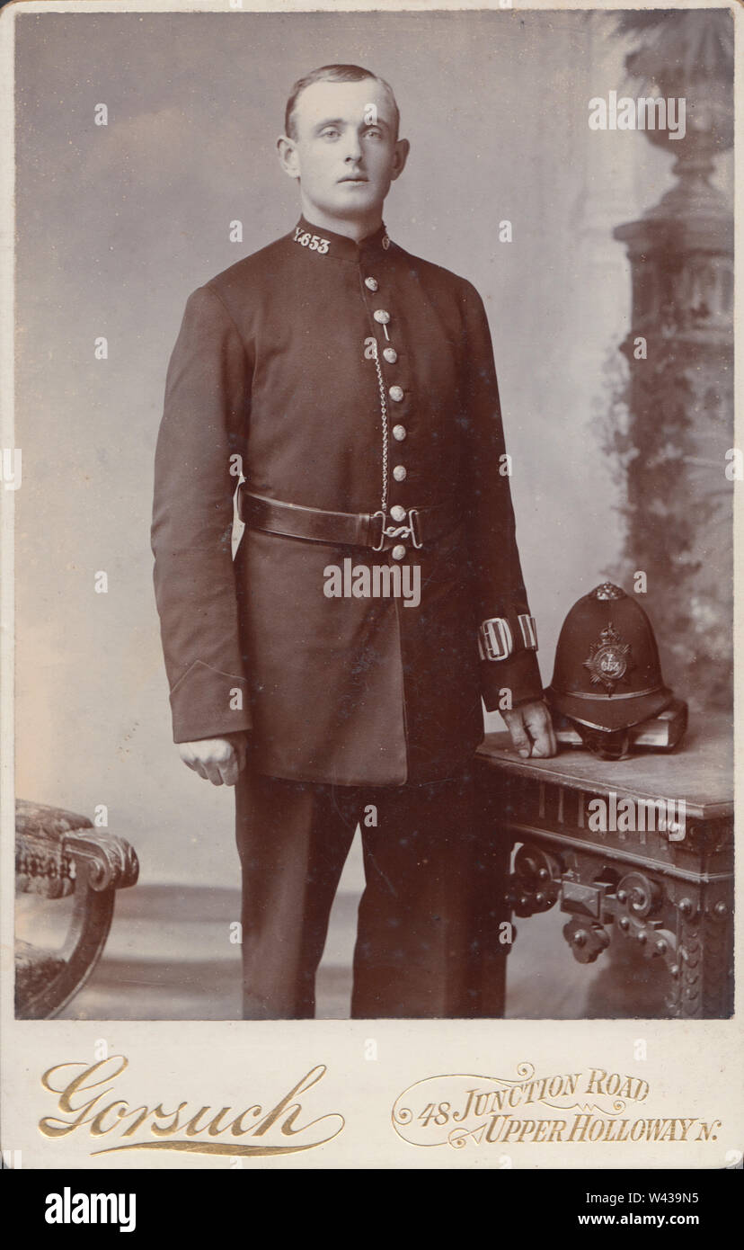 Victorian Upper Holloway, London Cabinet Card of a Young British Metropolitan Police Officer. Collar No Y.653. Stock Photo