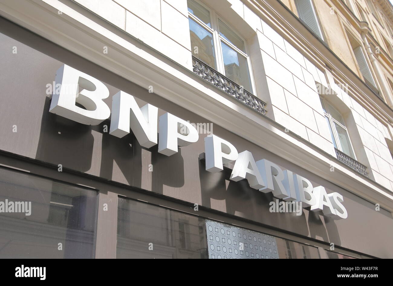 BNP Paribas bank France Stock Photo - Alamy