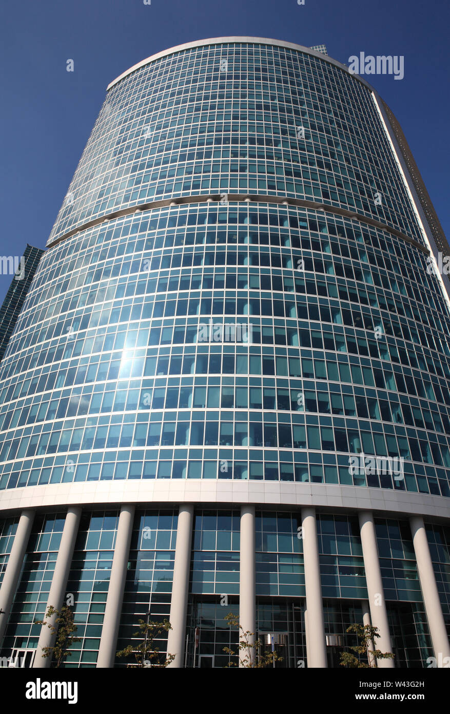 office building at day Stock Photo - Alamy