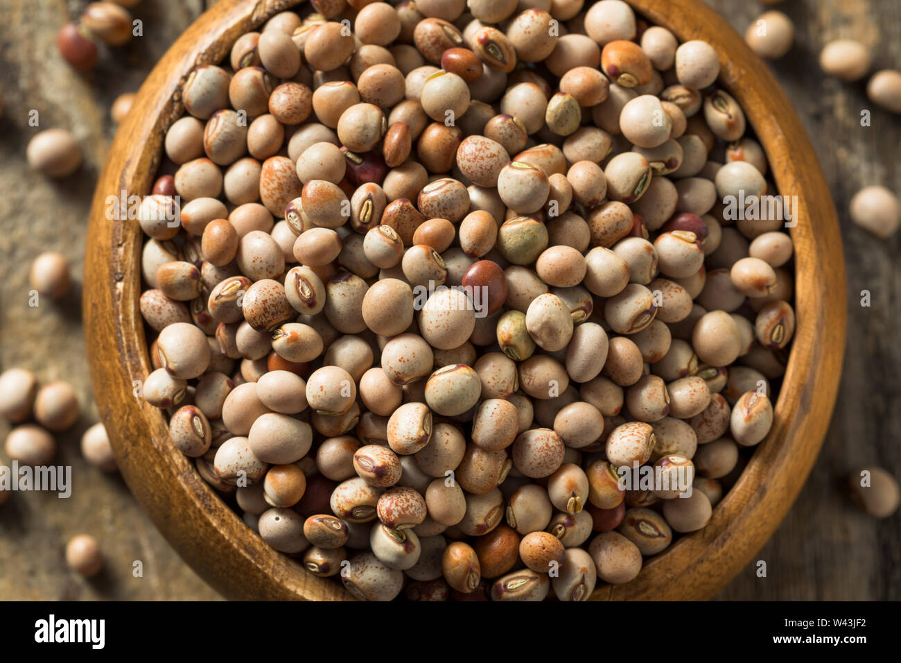 Organic Dry Toor Whole Pigeon Peas in a Bowl Stock Photo