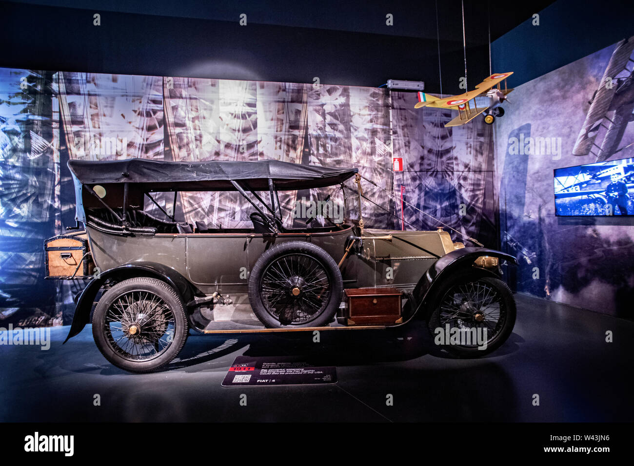 Italy Piedmont Turin Museo Dell’ Automonbile Torino ( Mauto ) - Italy 1911 - Fiat 4 - Big, Powerful, expensive and long- lived: the Fiat flagship would also be produced in the Usa Stock Photo