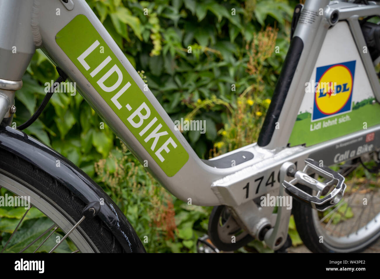 Lidl bikes hi-res stock photography and images - Alamy