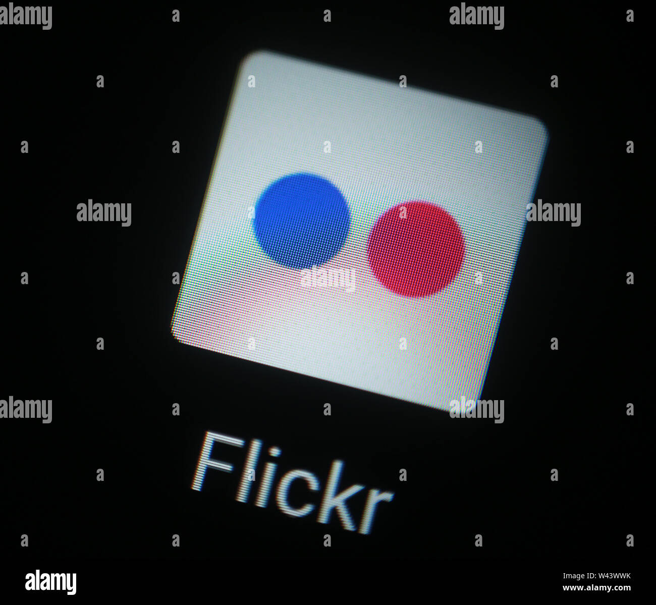 Flickr application icon on computer display Stock Photo - Alamy