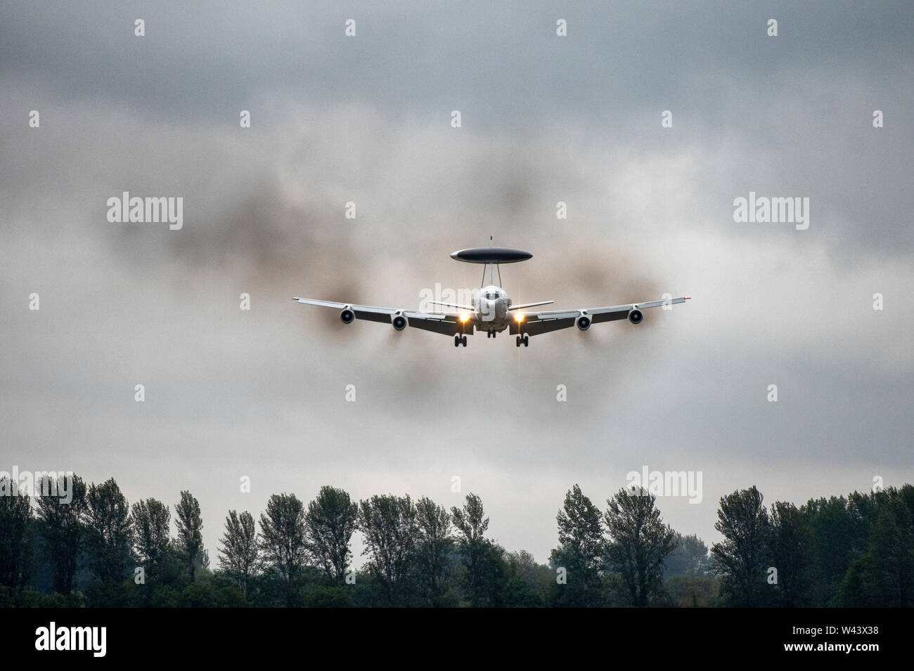 Boeing 707 High Resolution Stock Photography And Images Alamy