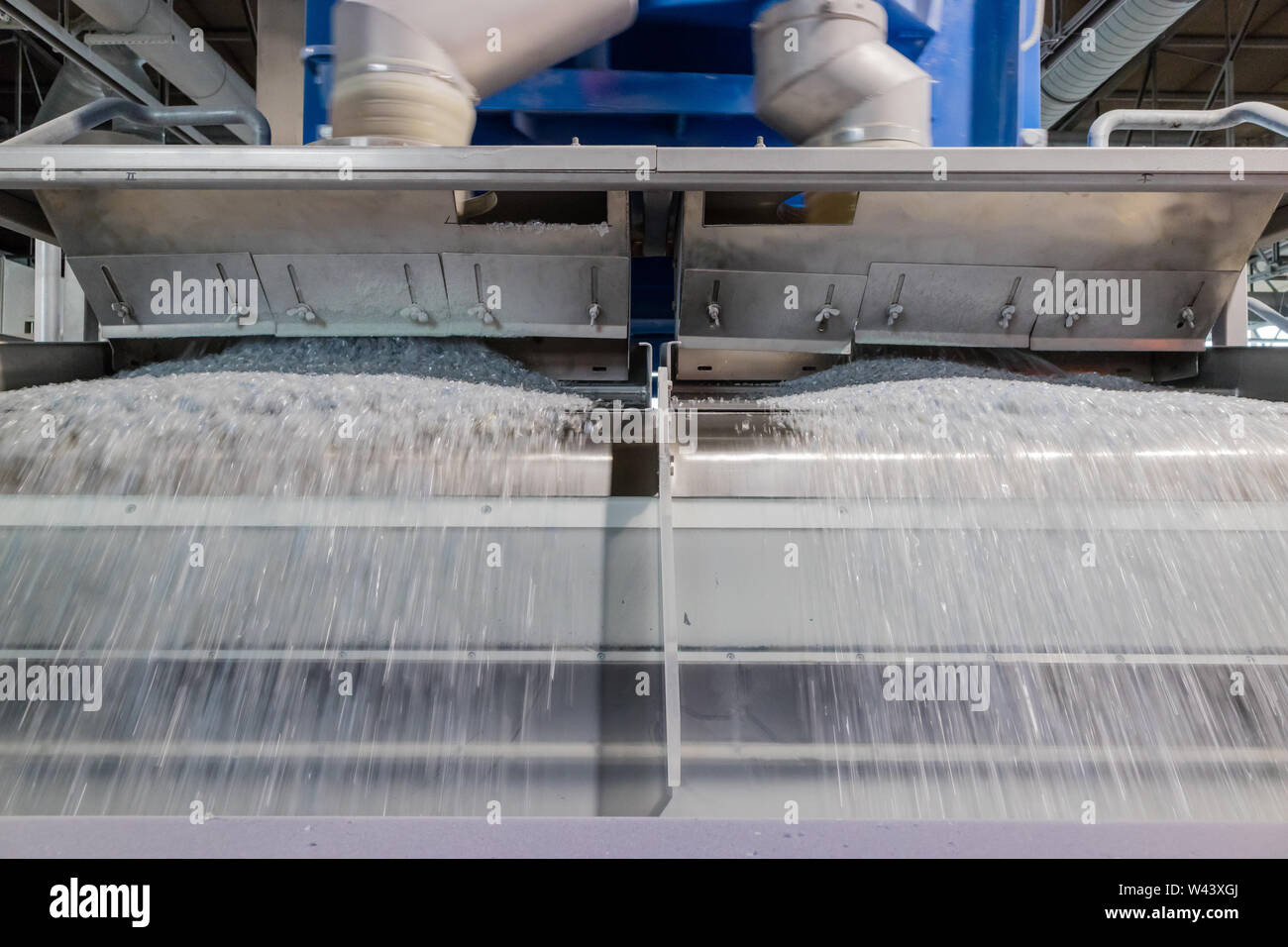 Plastics recycling centers and its raw material as collection, preparation and transformation