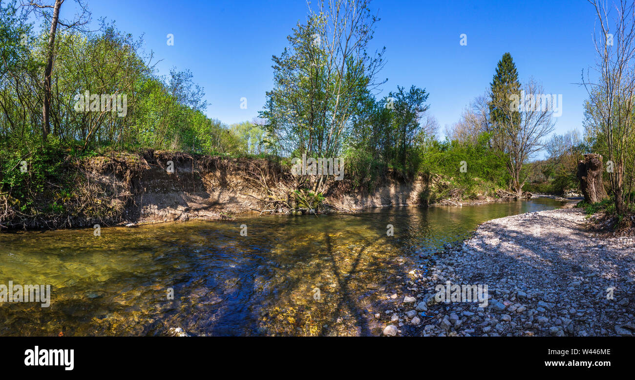 river kingfisher, Die Lauter, kleiner Fluß bei Kirchheim unter Teck Stock Photo