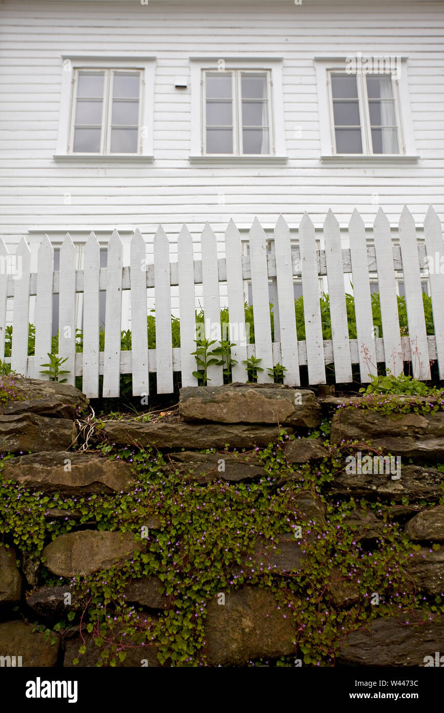 White painted house and fence in Gamie Stavanger, Norway Stock Photo