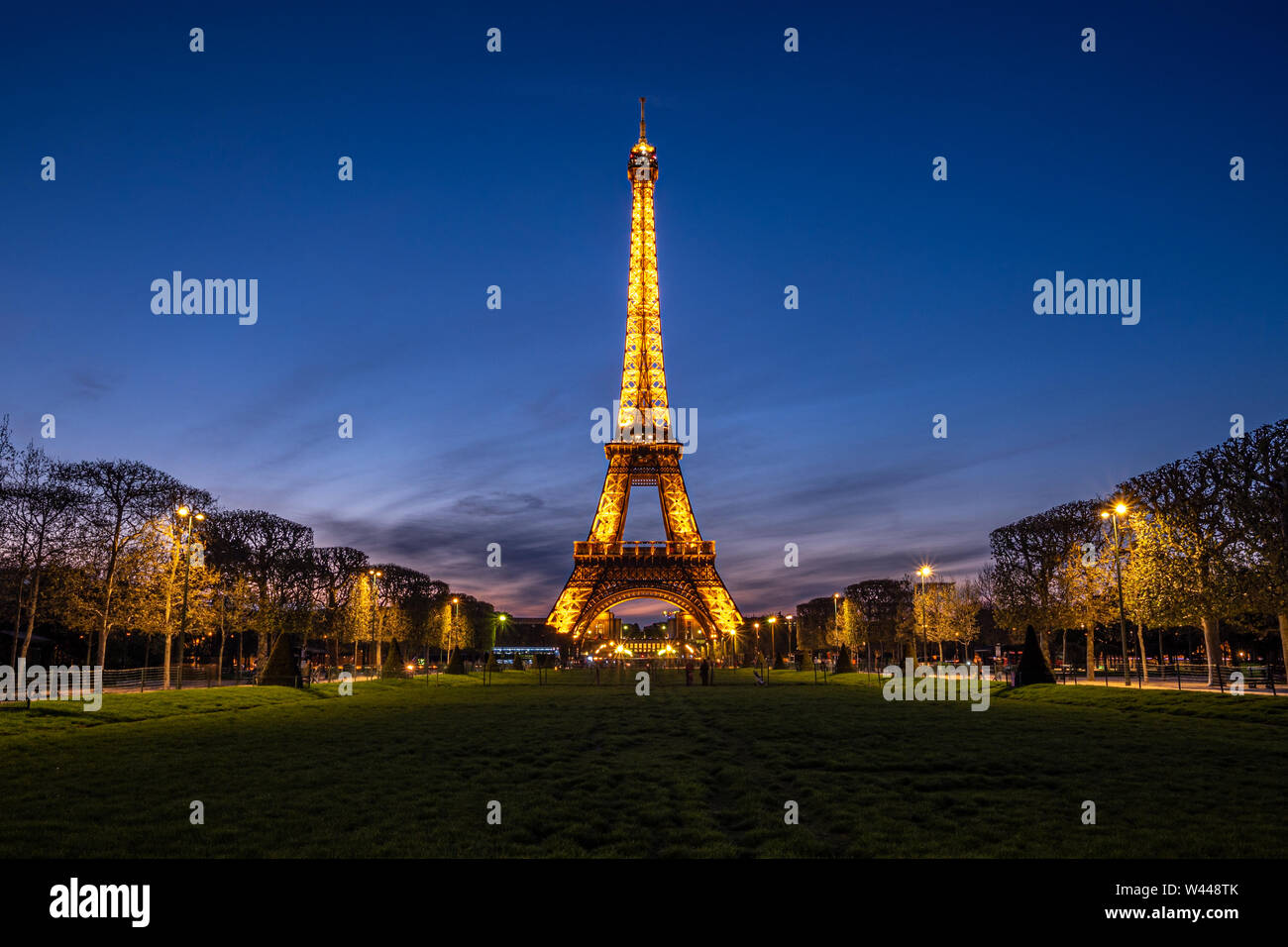 Paris france 5 april 2019 view of eiffel tower light up from the
