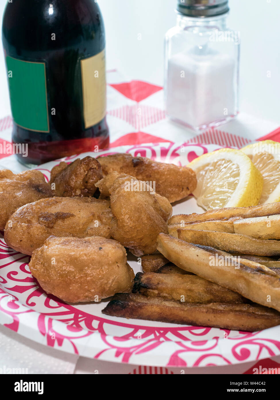 Vinegar fish and chips hires stock photography and images Alamy