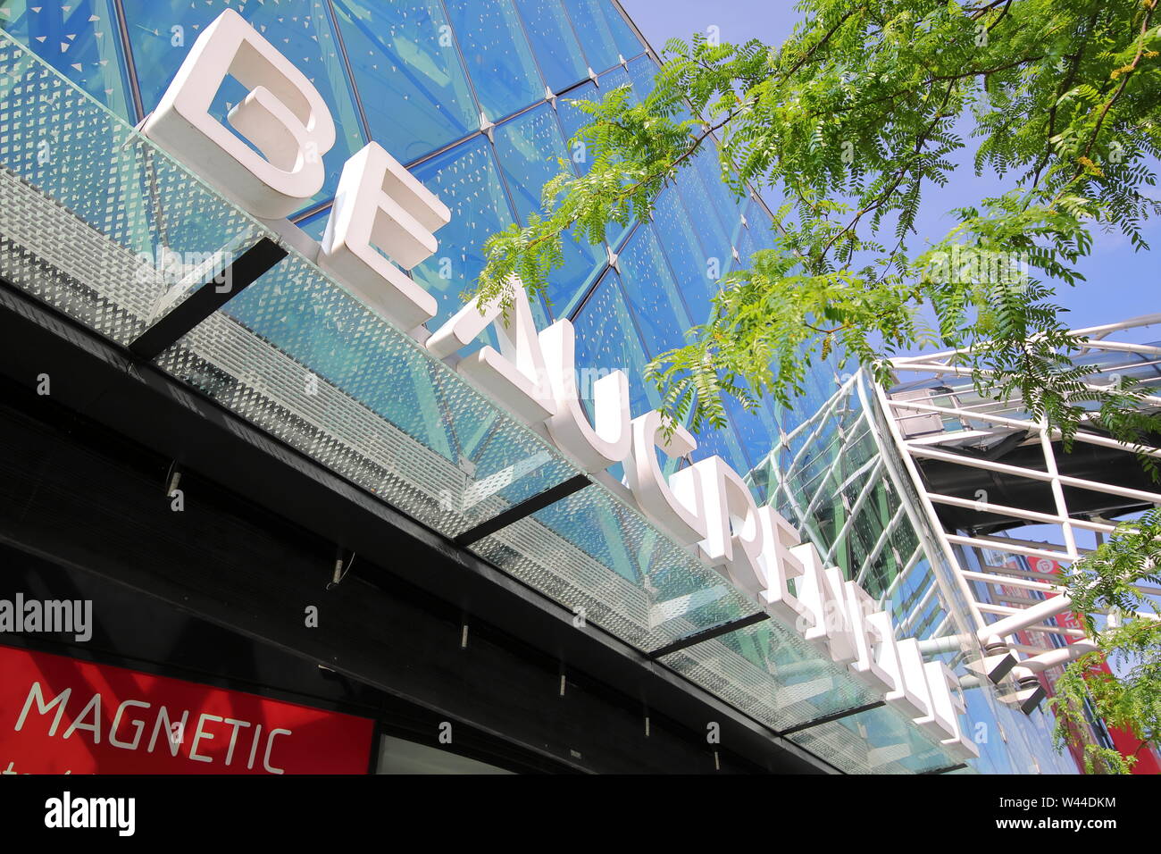 beaugrenelle-shopping-mall-paris-france-stock-photo-alamy