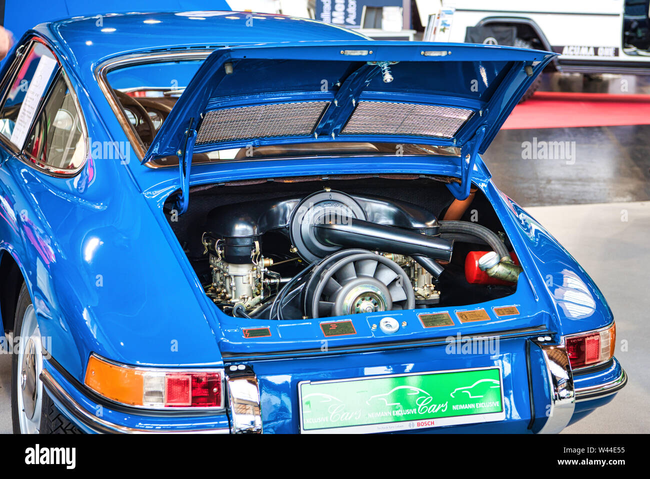 FRIEDRICHSHAFEN - MAY 2019: engine of blue PORSCHE 911 930 964 CARRERA 4  1990 cabrio at Motorworld Classics Bodensee on May 11, 2019 in  Friedrichshafe Stock Photo - Alamy