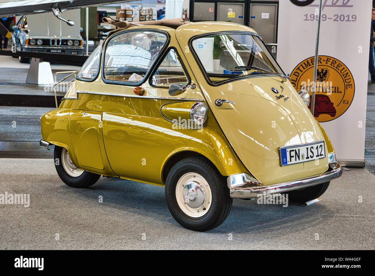 FRIEDRICHSHAFEN - MAY 2019: light yellow lemon BMW ISETTA 250 1955 at ...