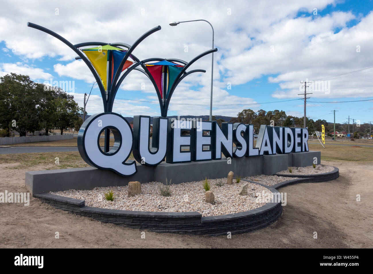 Queensland New South Wales border crossing at Wallangarra Stock Photo Alamy