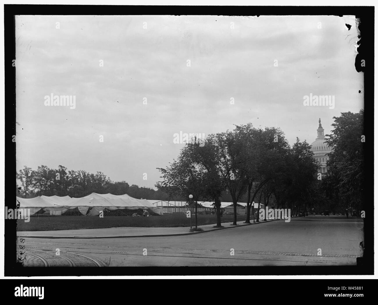 CONFEDERATE REUNION. TENTS FOR CONFEDERATES, NEW JERSEY AVE. AND C STREET, S.W. Stock Photo