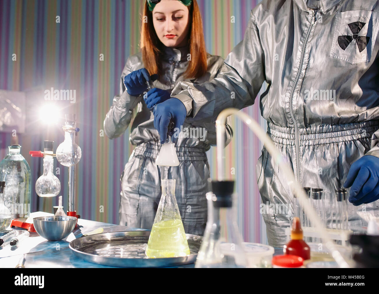 Chemists make drugs in the laboratory at home Stock Photo Alamy