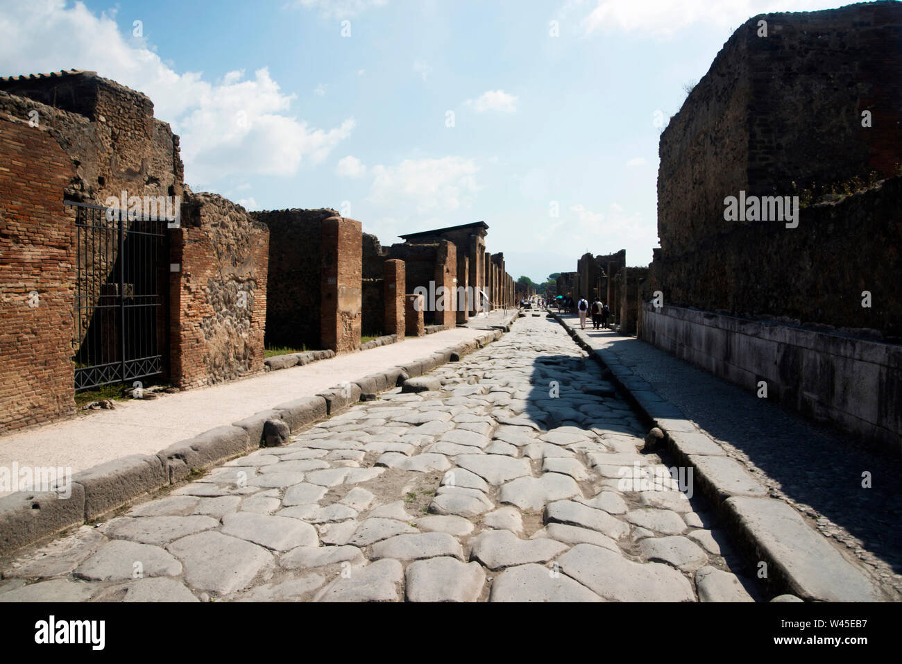 Pompei stones hi-res stock photography and images - Alamy