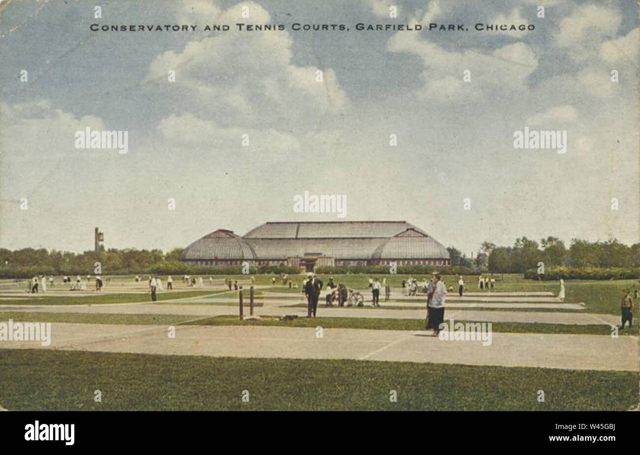 Conservatory And Tennis Courts Garfield Park Chicago Stock Photo Alamy Conservatory And Tennis Courts Garfield Park Chicago Stock Photo Alamy