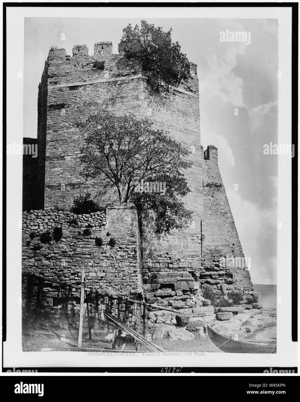 Constantinople walls Black and White Stock Photos & Images - Alamy
