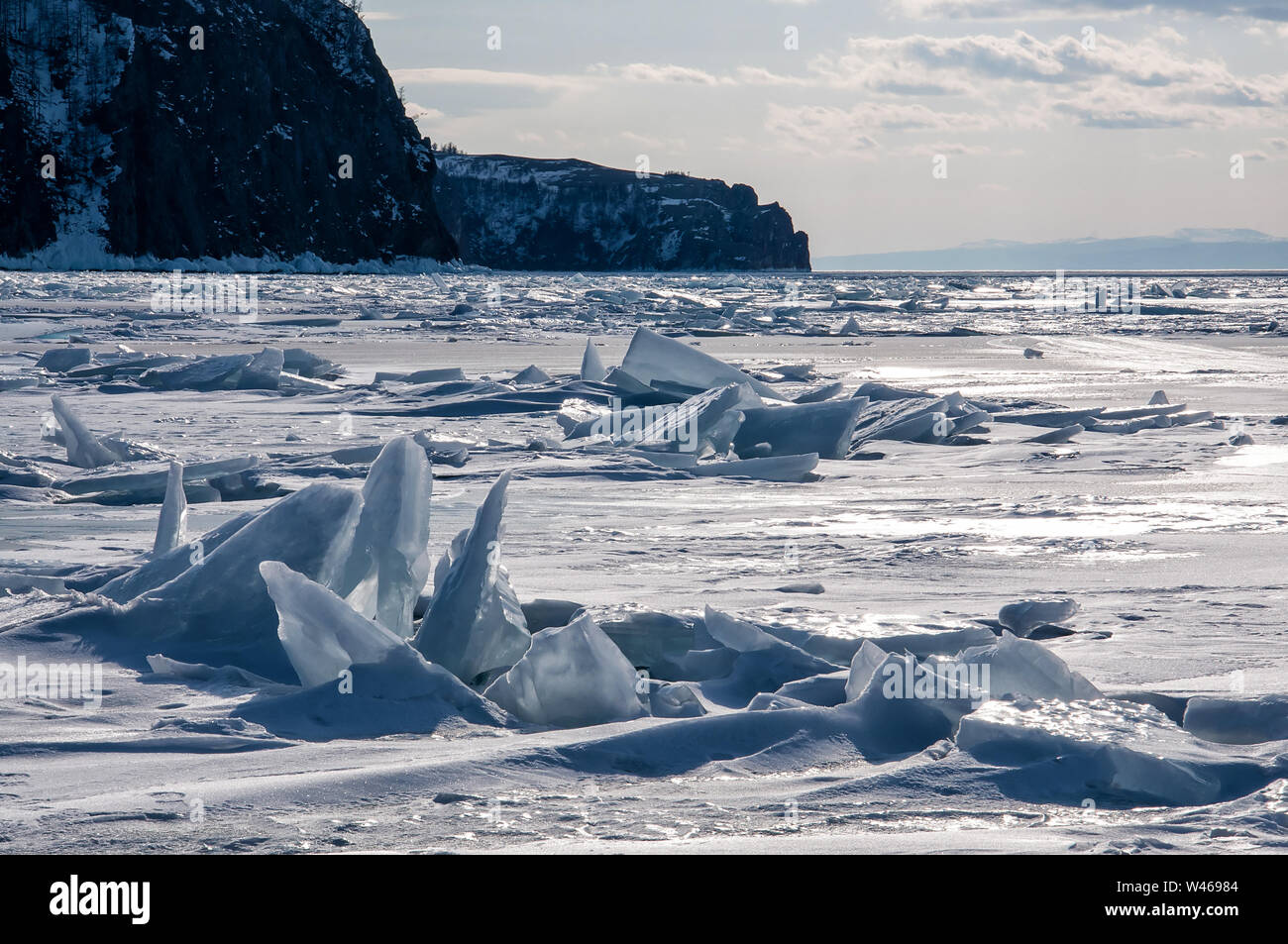 Field Of Ice Hummocks On The Frozen Lake Baikal Stock Photo Alamy Field Of Ice Hummocks On The Frozen Lake Baikal Stock Photo Alamy