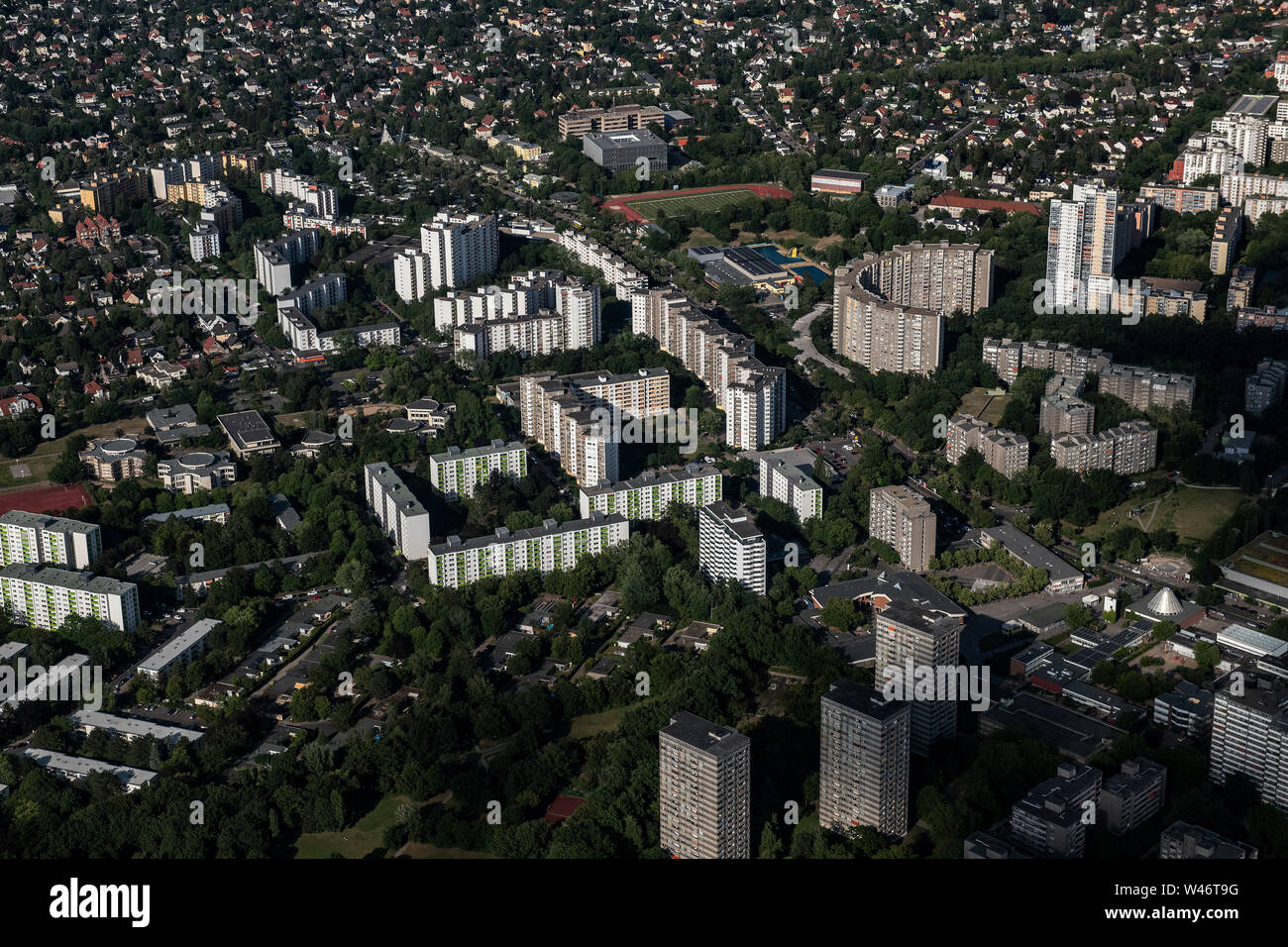 Berlin, Germany. 28th June, 2019. The numerous skyscrapers are typical for Gropiusstadt. Credit: Paul Zinken/dpa/Alamy Live News Stock Photo