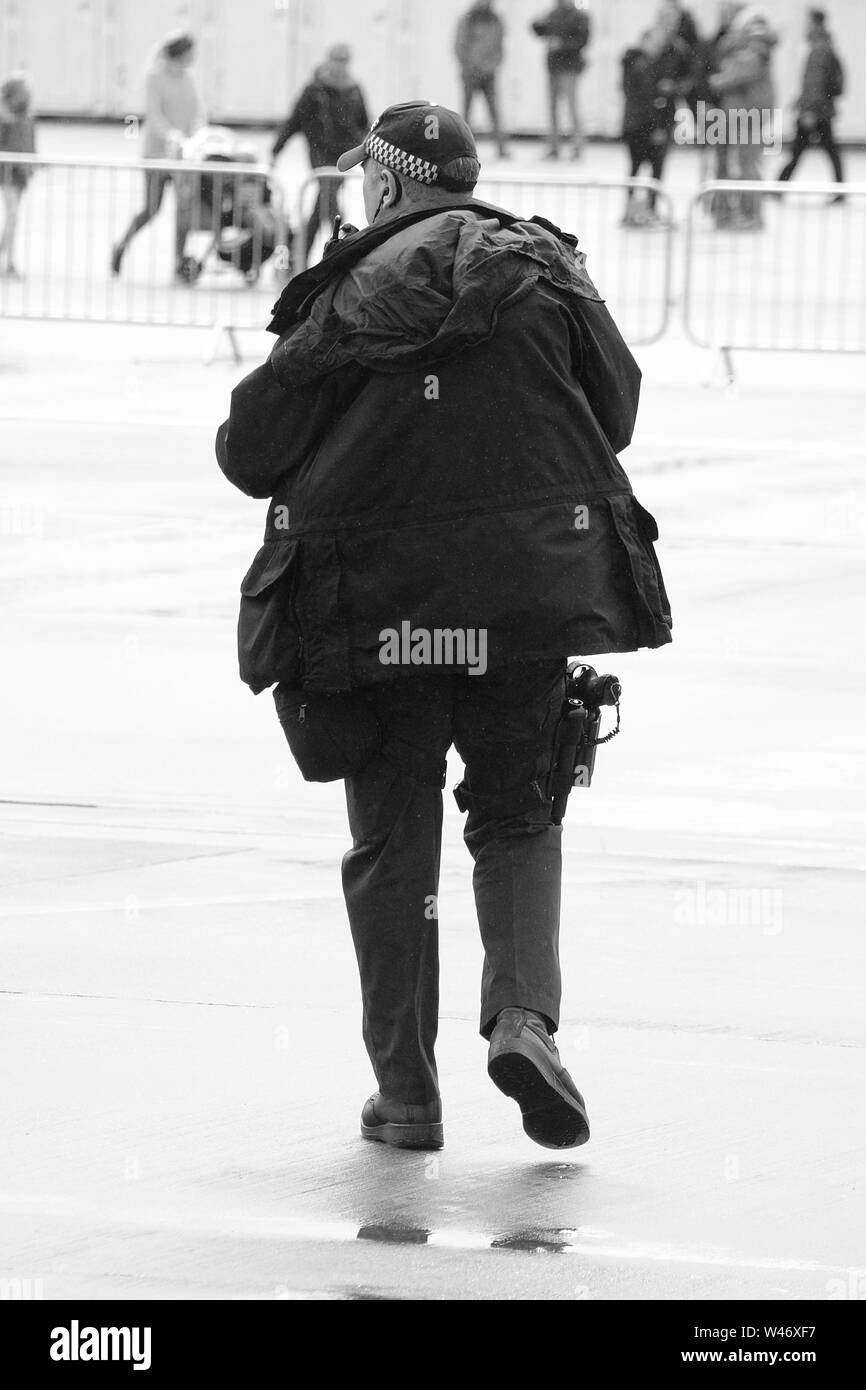 British police officer hi-res stock photography and images - Alamy