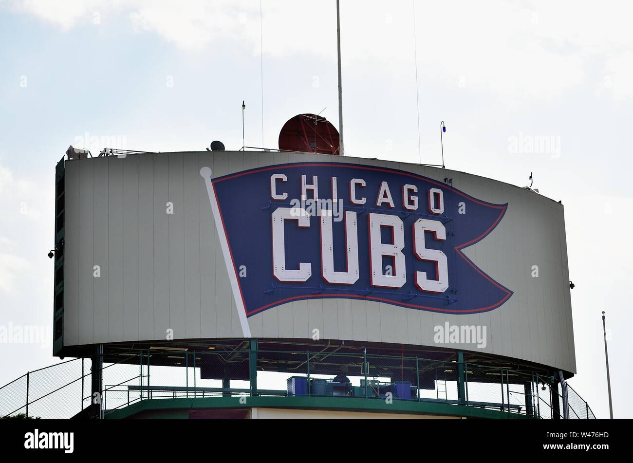 Chicago, Illinois, USA. The back of the manual scoreboard above the bleacher entrance to iconic Wrigley Field, home of the Chicago Cubs. Stock Photo