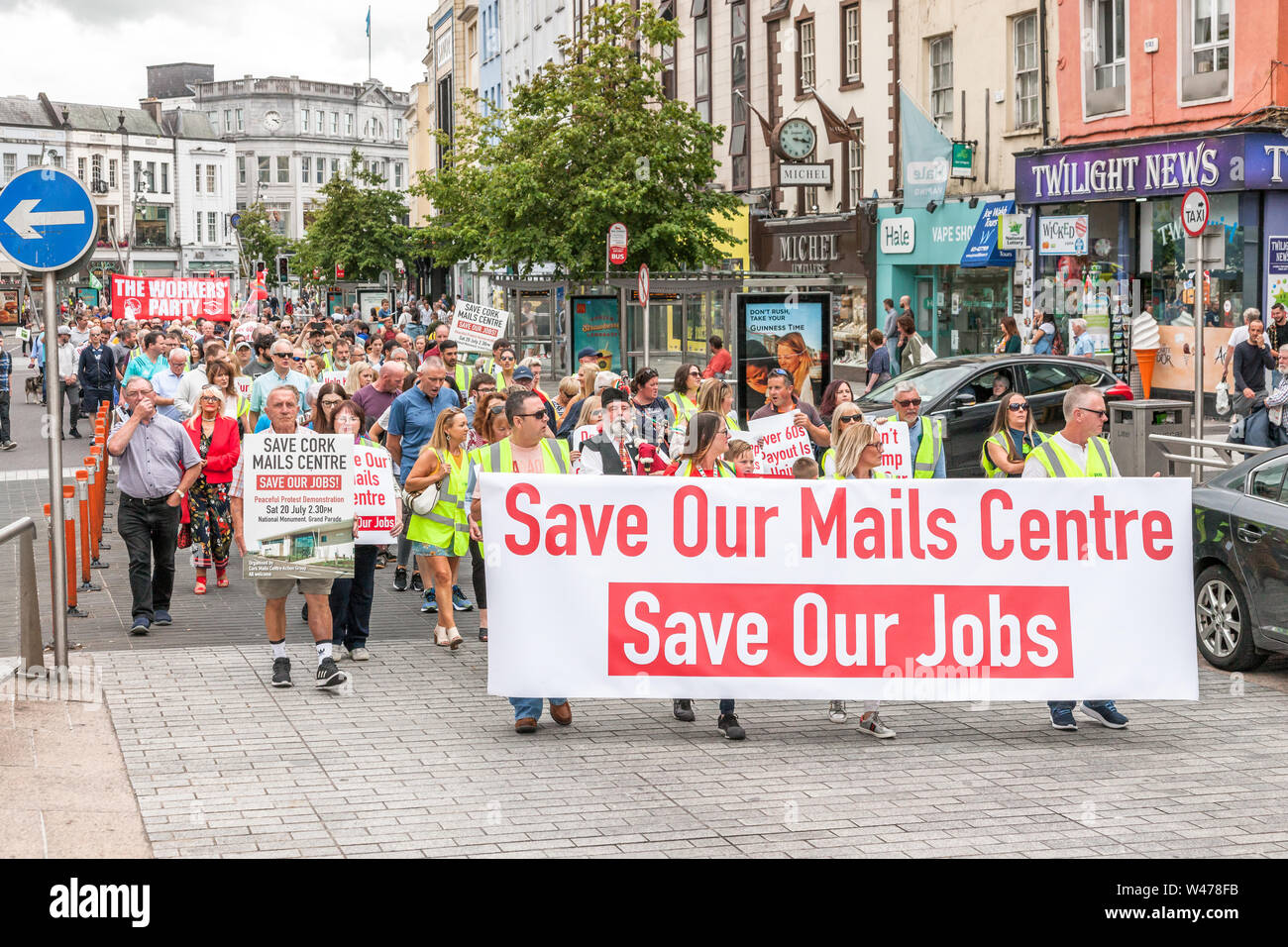 News city workers hires stock photography and images Alamy