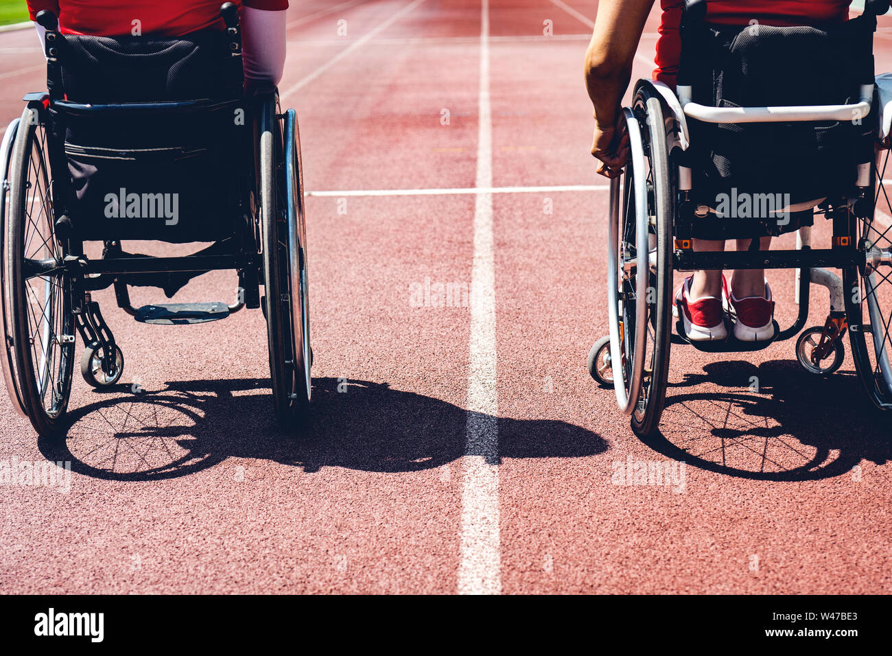 wheelchair sportsmens on track. wheelchair sportsmen Stock Photo Alamy